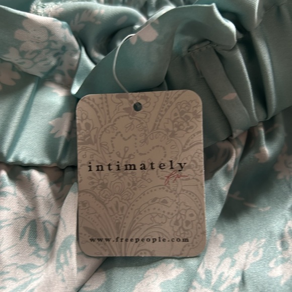 Goddess Lounge Set by FREE PEOPLE. Brand new with TAGS! - Picture 2 of 9